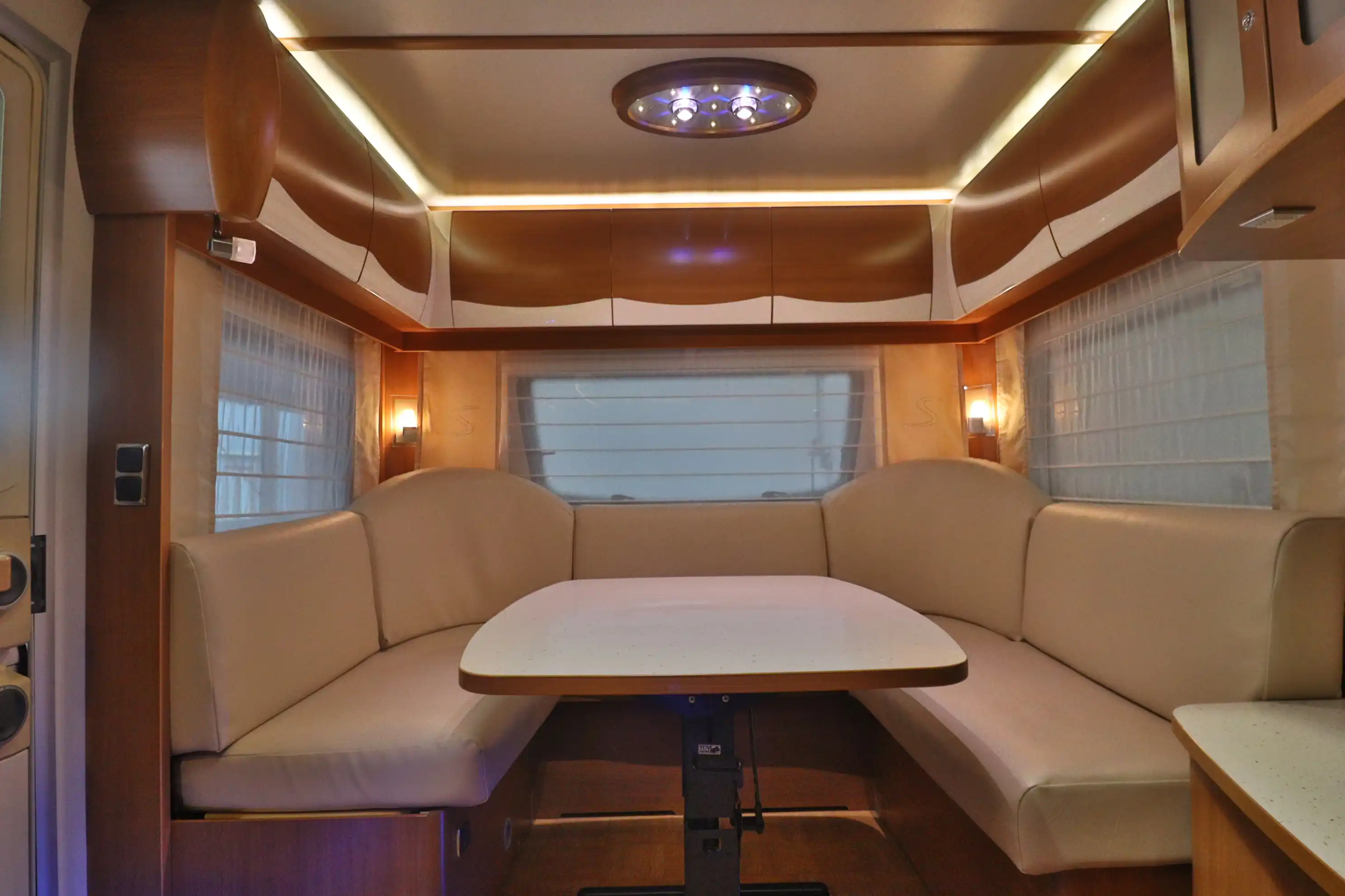 CARAVELAIR Sublim S 595 